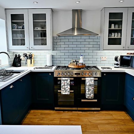 Porthmadog, Sleeps 11, 5 Bedrooms, 5 Bathrooms, Mountain Views Esterno foto
