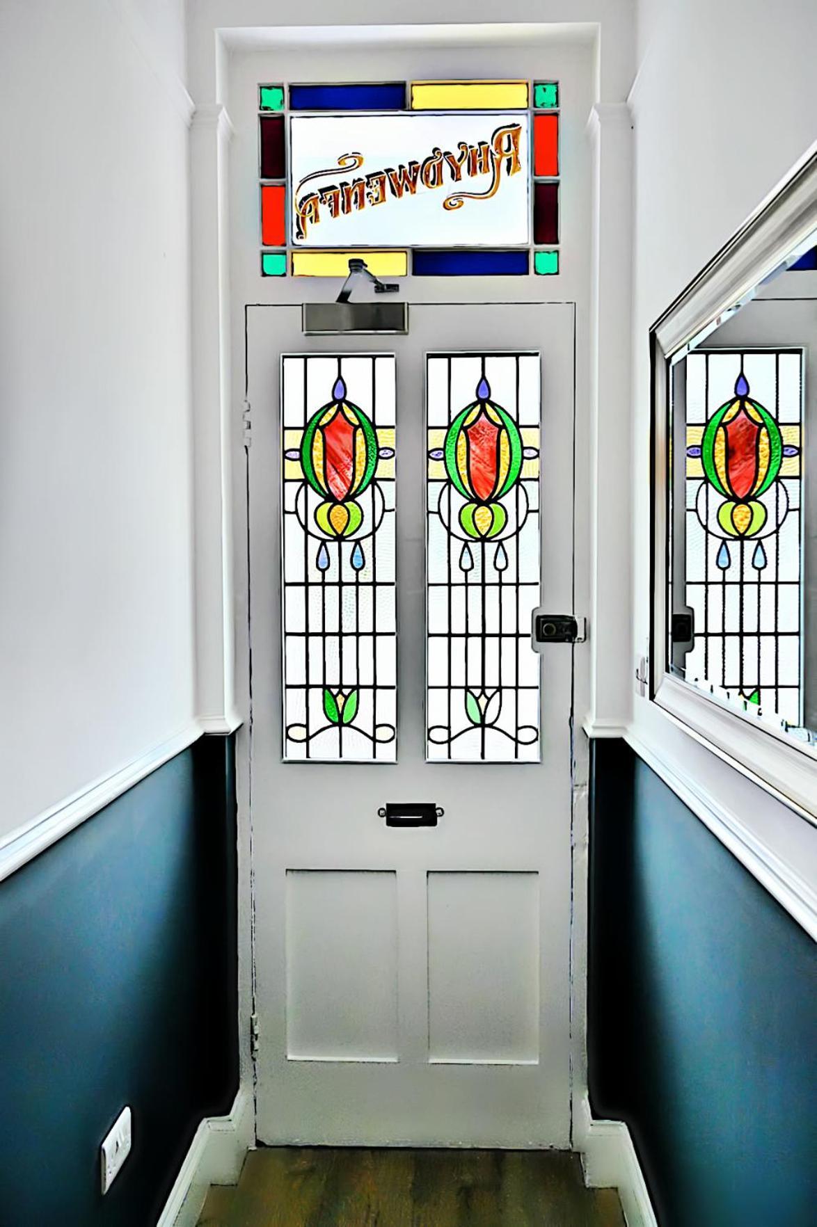 Porthmadog, Sleeps 11, 5 Bedrooms, 5 Bathrooms, Mountain Views Esterno foto